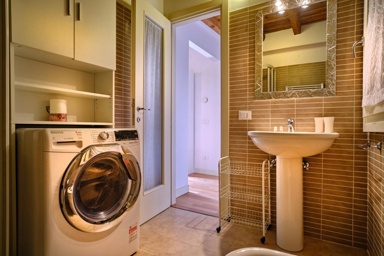 Apartamento Il Vecchio Cortile Verona Exterior foto