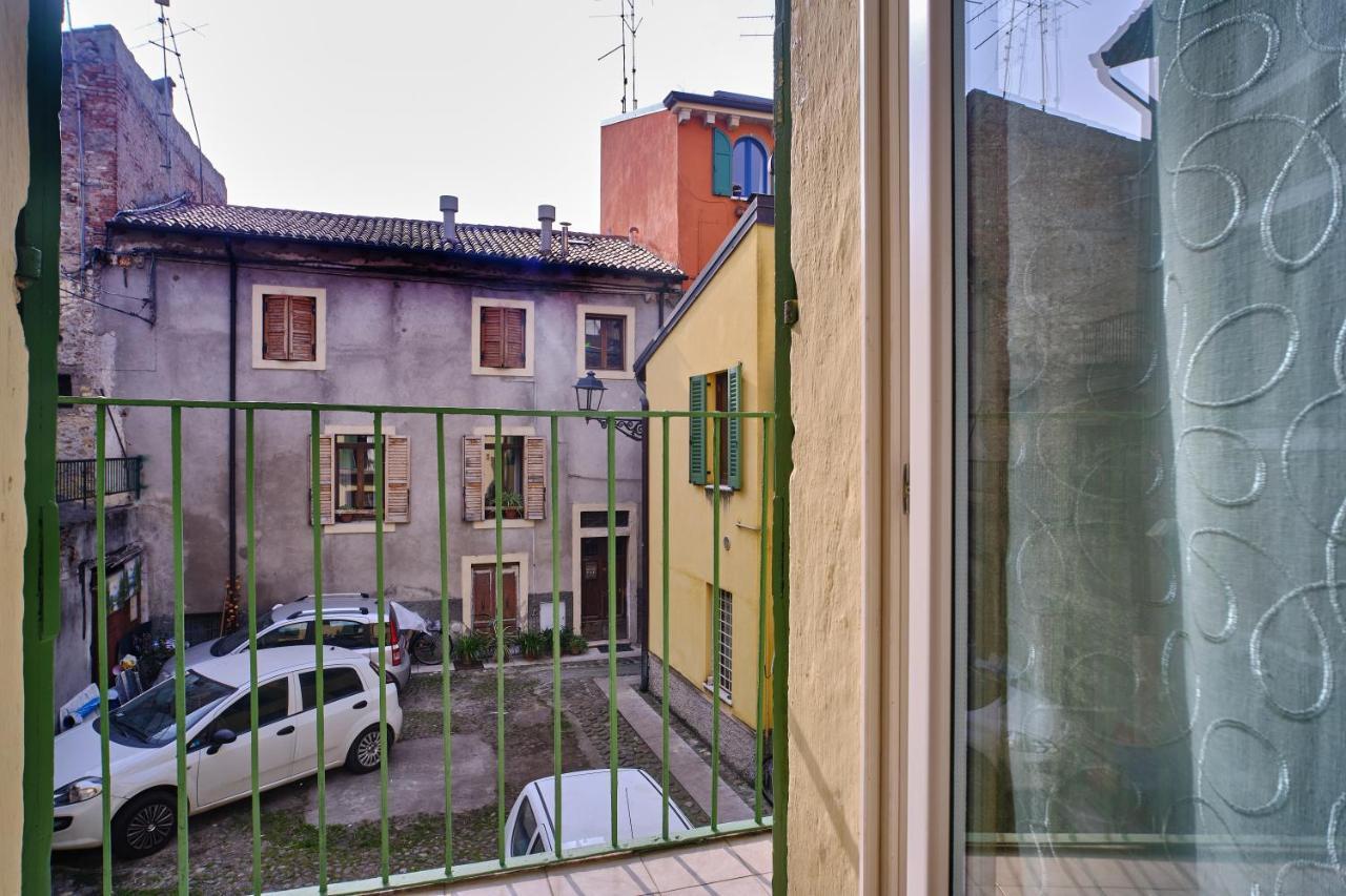 Apartamento Il Vecchio Cortile Verona Exterior foto