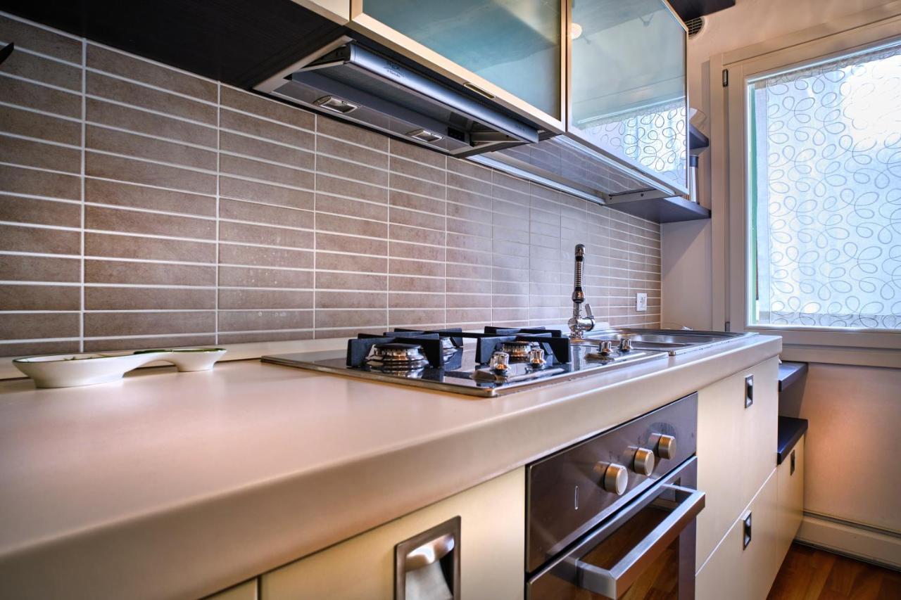 Apartamento Il Vecchio Cortile Verona Exterior foto